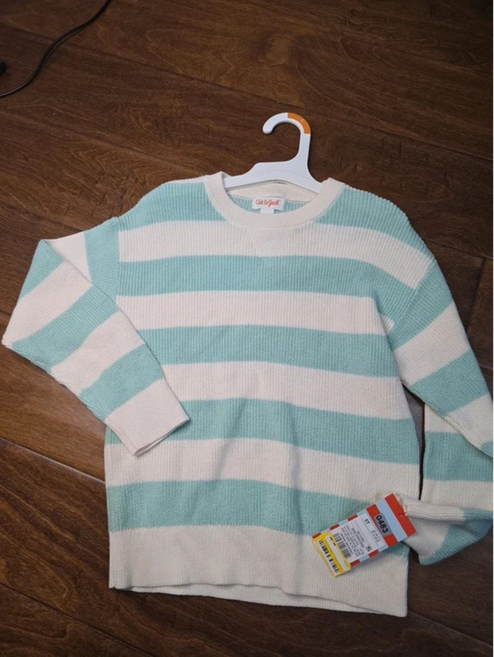 5t brand new sweater from target item 483G7